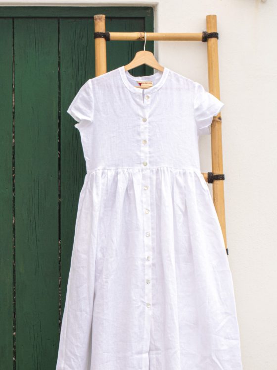 Vestito camicione in morbido lino bianco