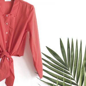 Camicetta in cotone corallo con nodo in vita by Delfina Letizia