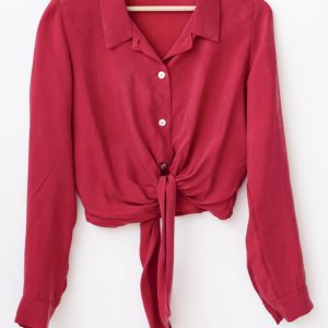 Camicetta in cupro rossa con nodo in vita